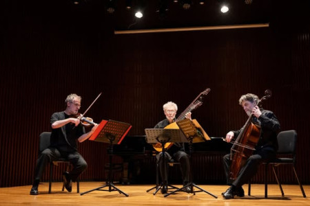 sala "Carlos Chavez"